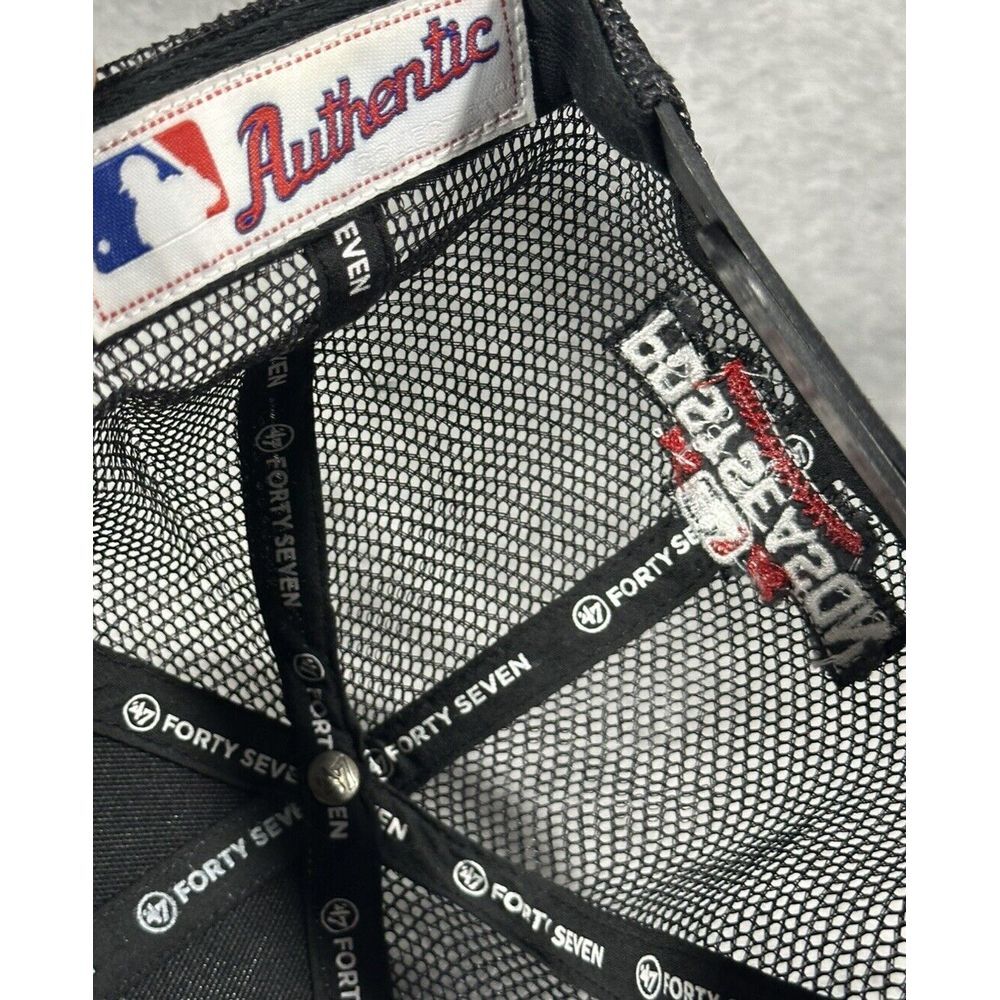 Boston Red Sox MLB Truckers Cap Black Gray Post‎ Season 2016 Adjustable NWOT - Picture 8 of 9